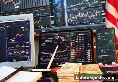 立博体育中文版深度解析：北京赛车赔率波动的历史规律与实战策略